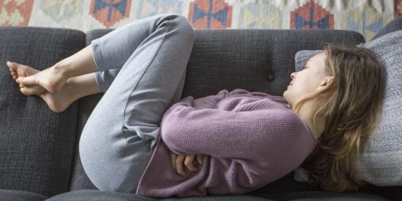 لیزر موهای زائد در دوران قاعدگی عوارض دارد ؟